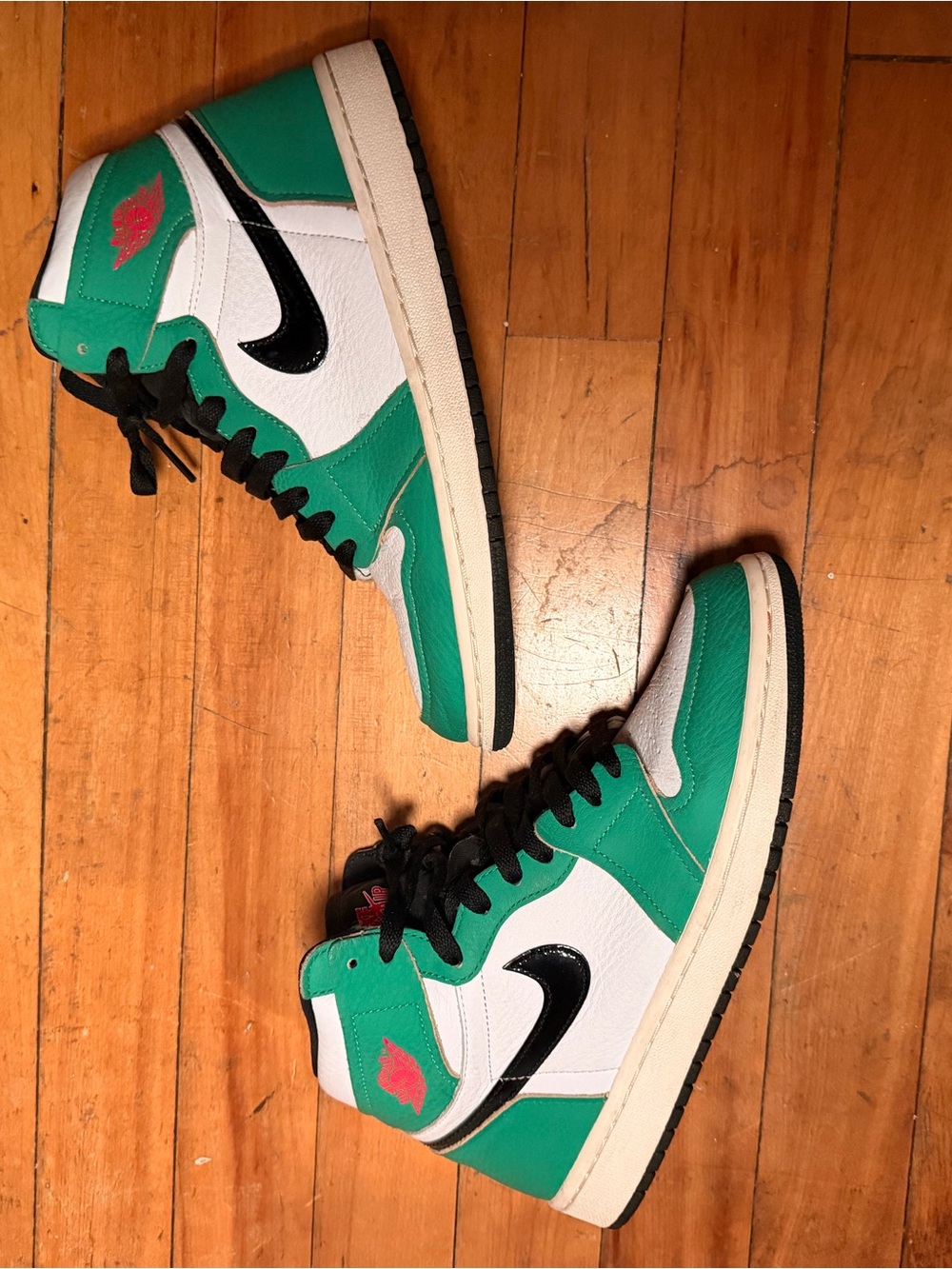 Nike Air Jordan 1 Mid Green/White/Black Sneakers